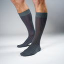 Pusgarās zeķes: klasika, kas atgriežas